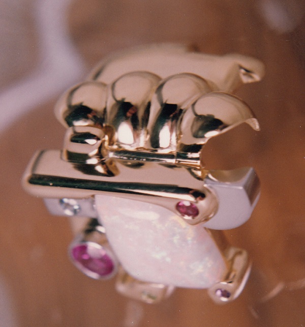 Gold White Opal Pearl enhancer